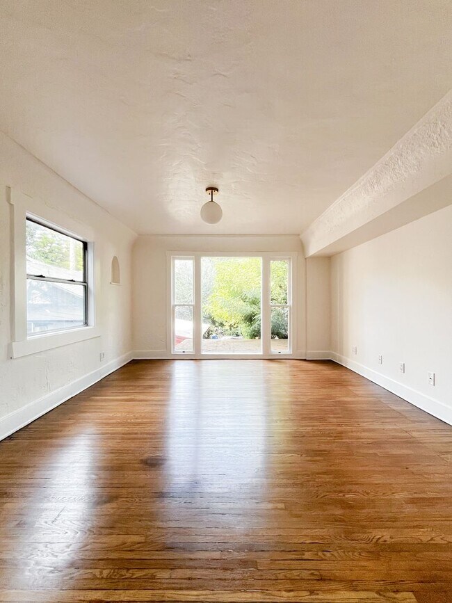 Foto del edificio - 2246 N Alvarado St