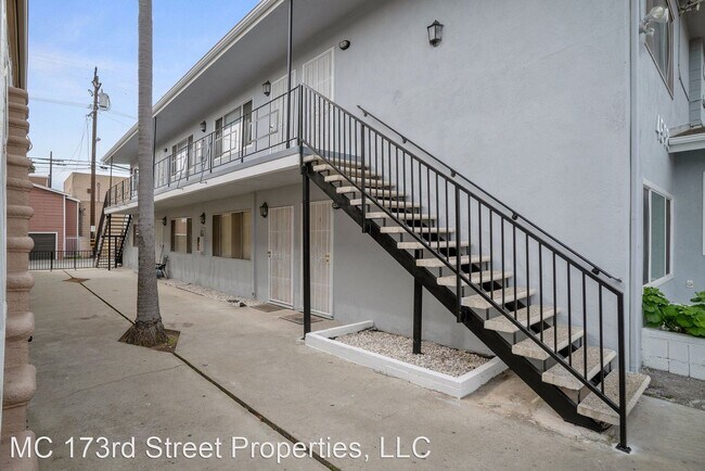 Foto del edificio - 4558 W 173rd St