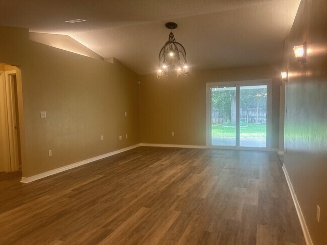 Building Photo - 1267 Jefferyscot Dr