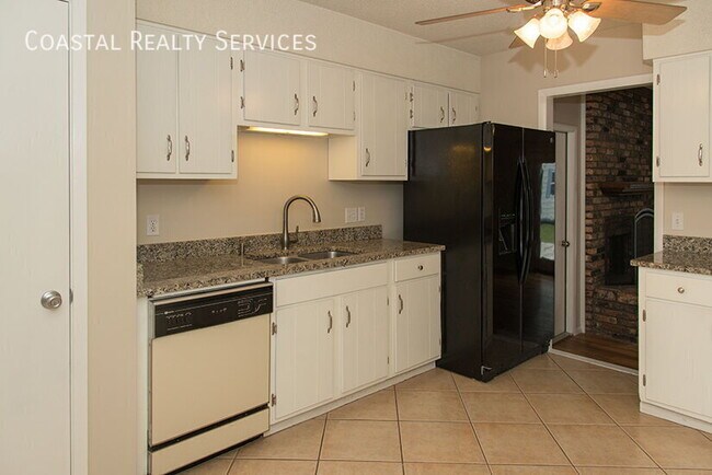 Foto del edificio - 1116 Greentree Ct