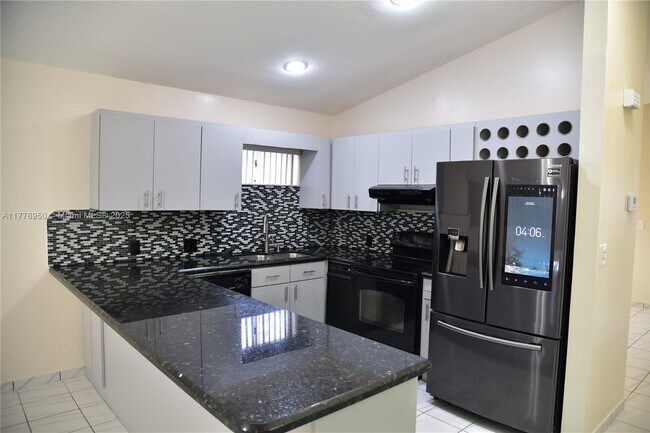 Foto del edificio - 7333 W 29th Ln