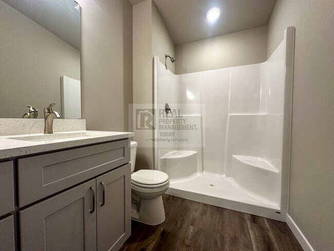Building Photo - 3 Bedroom Home in Tacoma!