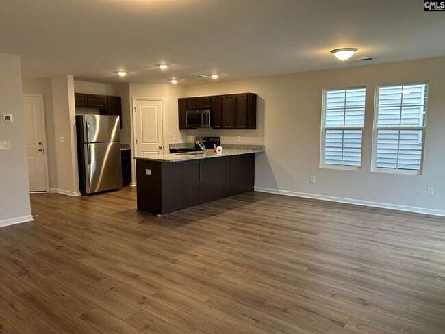 Building Photo - 387 Pinaster Path