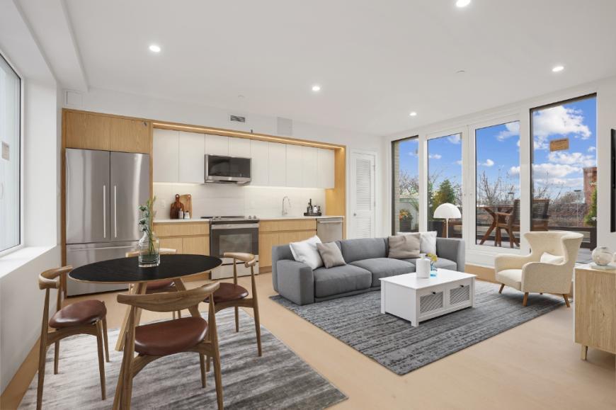Foto principal - 2 bedroom in BROOKLYN NY 11205