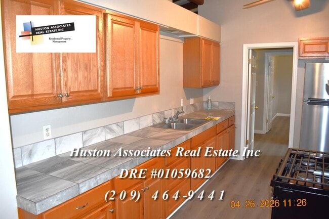 Foto del edificio - 3936 Dennis Ave