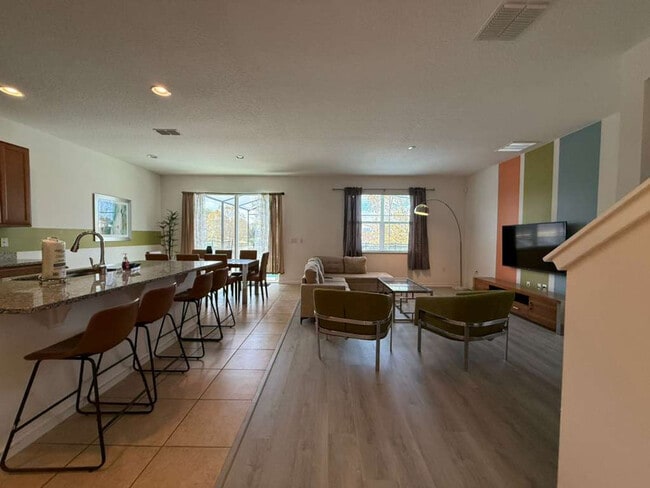 Building Photo - 230 Ballo Dr