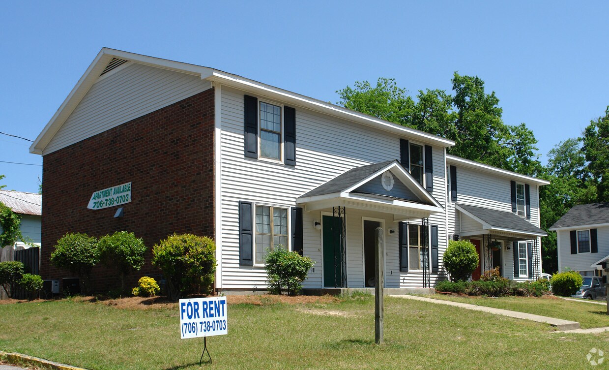 Primary Photo - 1430 Arsenal Pl