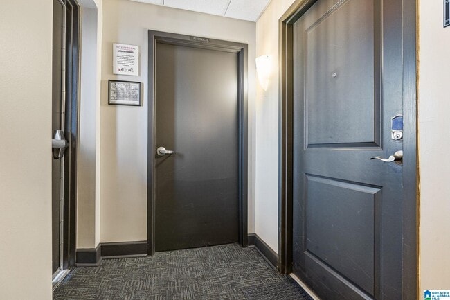 Building Photo - 2024 2nd Ave N