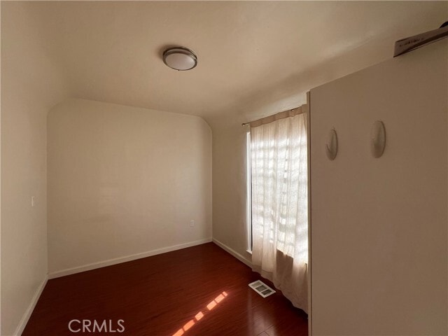 Foto del edificio - 3033 Sherwood Ave