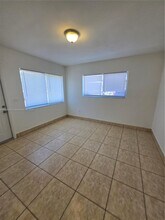 Building Photo - 3110 NW 19th Ave