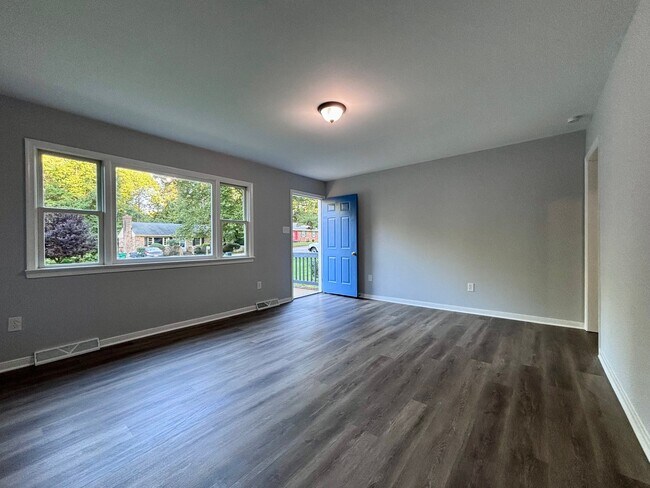 Foto del edificio - 2710 Puckett Ct
