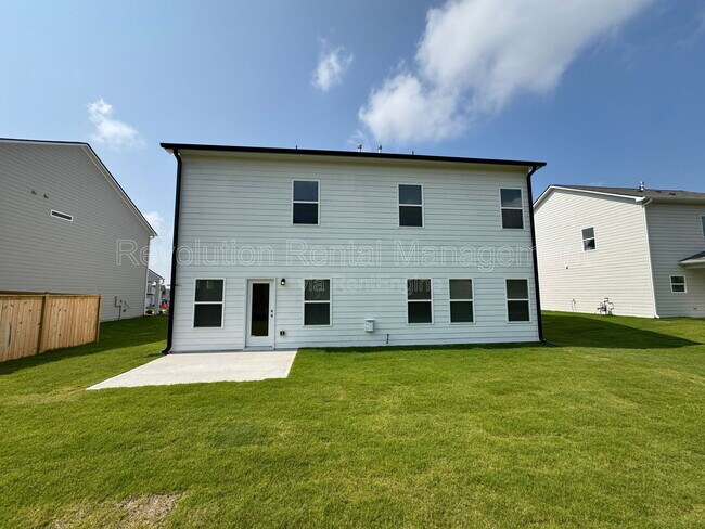 Foto del edificio - 140 Hadley Wy