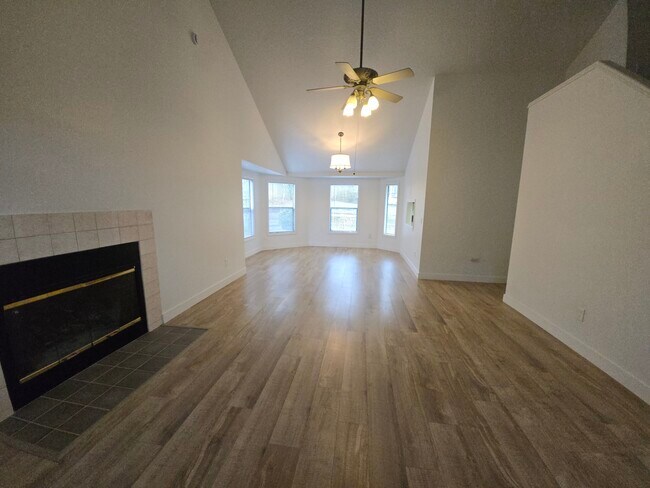 Foto del edificio - 1707 SW Hartley Ave