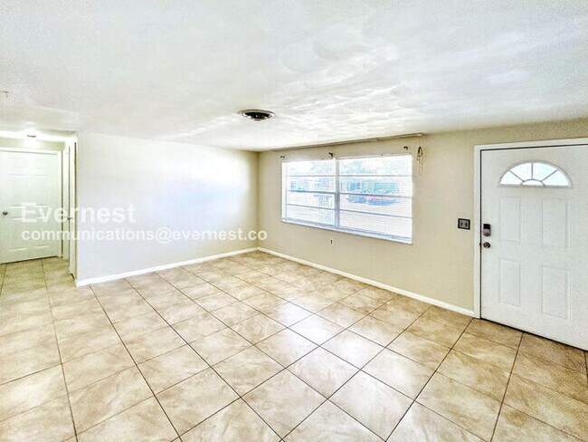 Foto del edificio - 3438 Monticello St