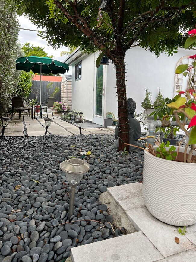 Foto del edificio - 3550 SW 122nd Ave
