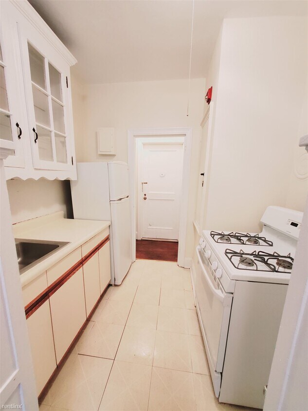 Foto principal - 1 br, 1 bath Condo - 30 Spring St