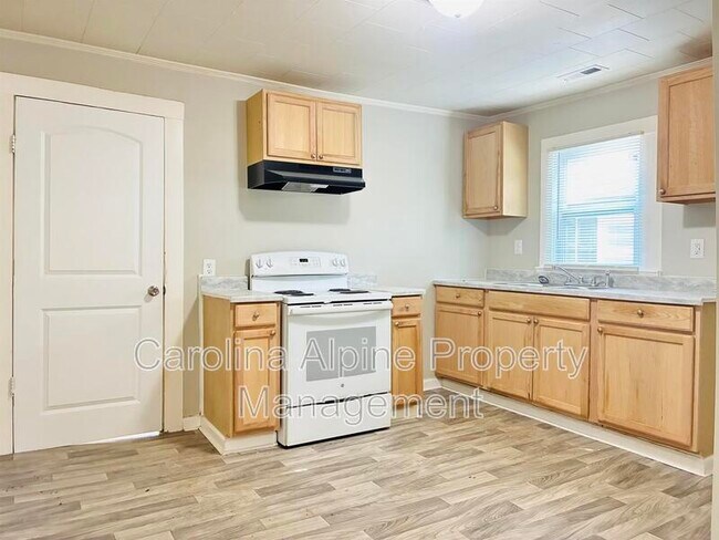 Foto del edificio - 410 Carolina Ave