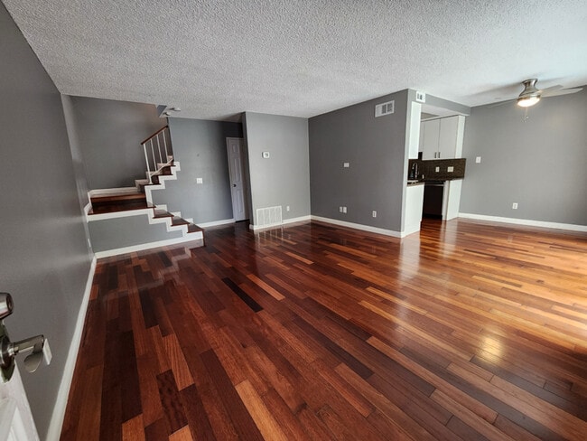 Building Photo - 831 Cypress Point Way