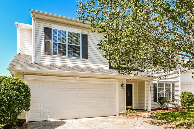 Building Photo - 3527 Joel Turner Dr