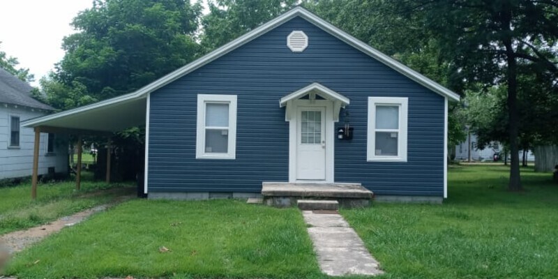 Primary Photo - 711 N. Catalpa St.