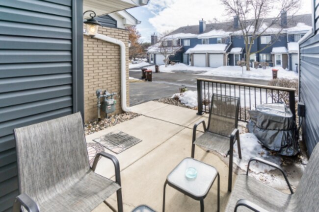 Building Photo - 1810 Donegal Dr