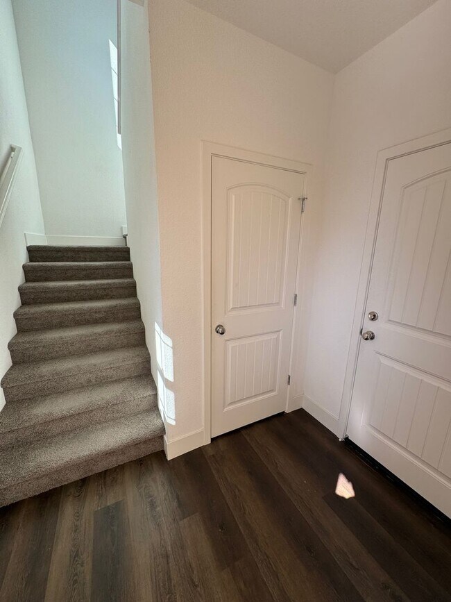 Photo - 5301 E Commerce Way Apartment