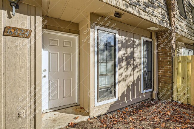 Building Photo - 6424 Woodstone Way