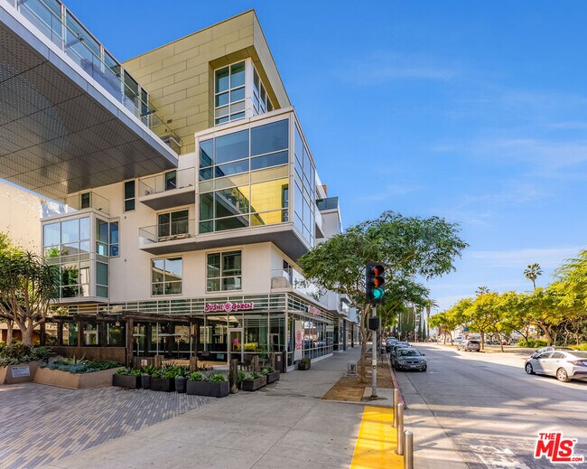 Foto del edificio - 1705 Ocean Ave