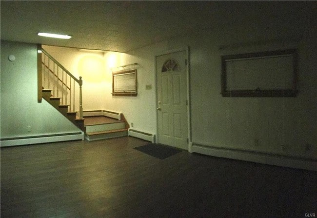 Building Photo - 543 Chestnut St