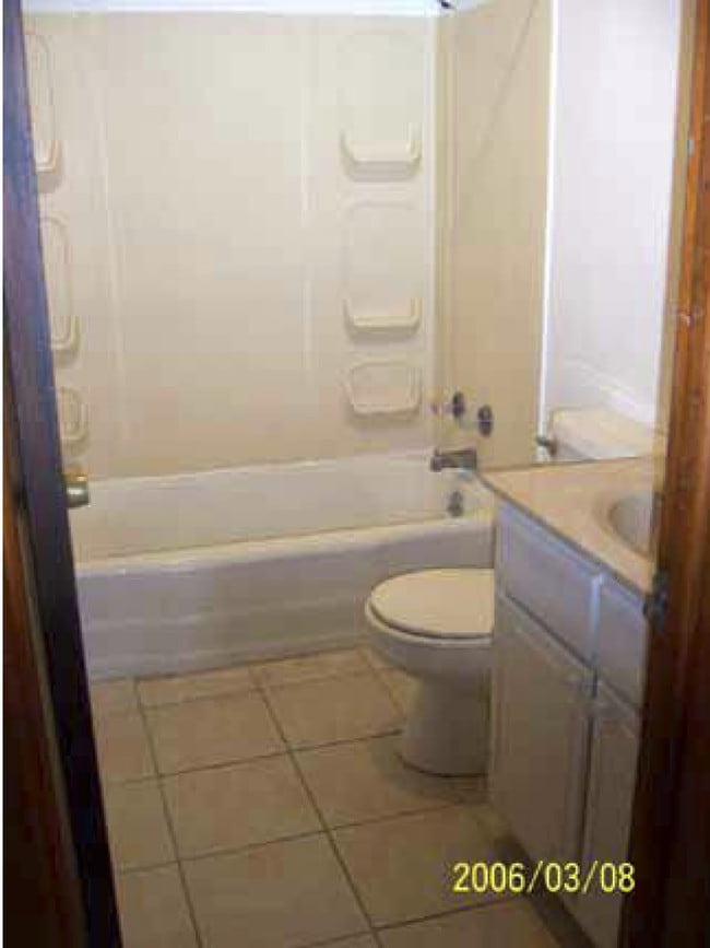 Bathroom - Gabriel Apartments