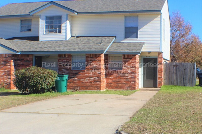 Building Photo - 4714 Creek Ct