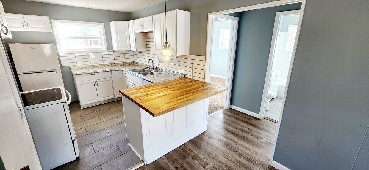 4147 NE Winn Rd, Kansas City, MO 64117 Townhome Rentals in Kansas City MO