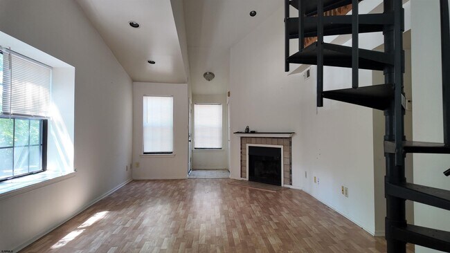 Foto del edificio - 4502 Yorktown Pl