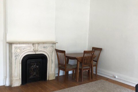 Foto del edificio - 13 Benton Ave