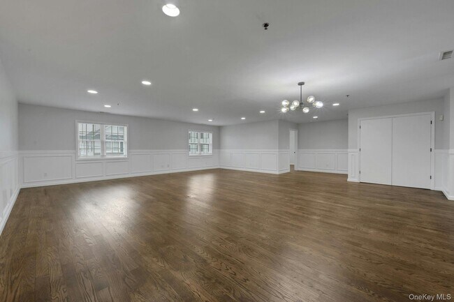 Foto del edificio - 115 Halstead Ave