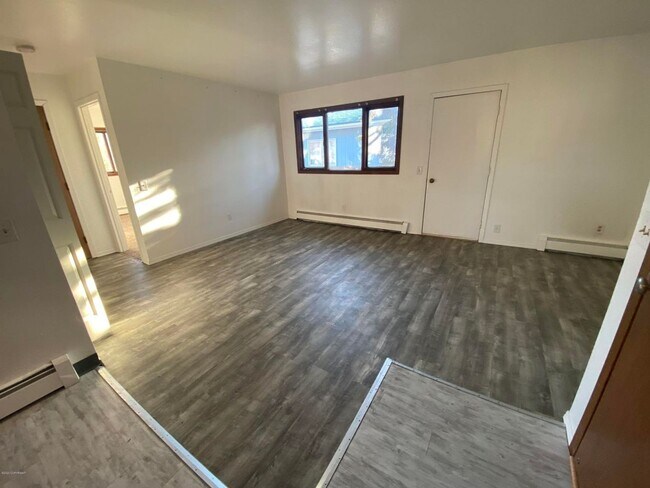 Foto del edificio - 608 N Bliss St