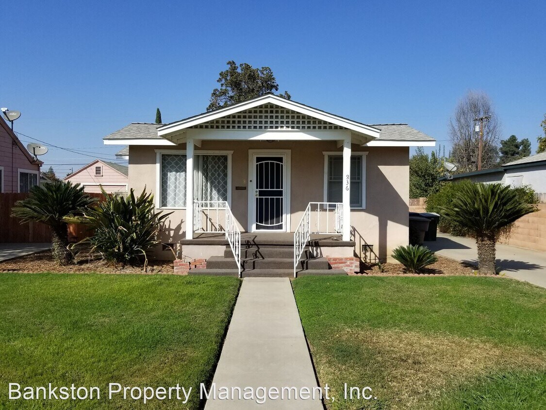 2 br, 1 bath House 836 E. Apricot Ave. House Rental in Tulare, CA