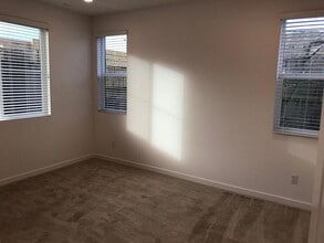 Building Photo - 5857 Cadence Ave