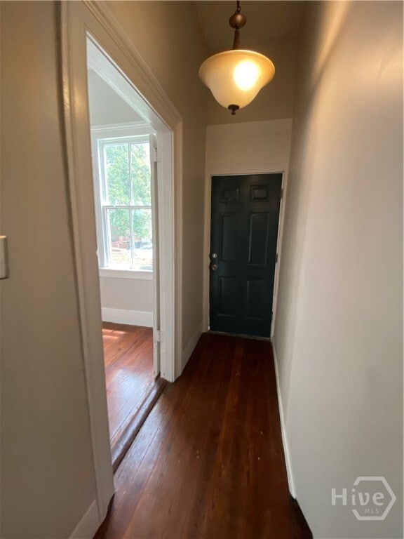 Building Photo - 516 W 38th St