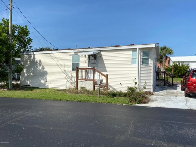 Building Photo - 1452 Turkey Creek Dr NE