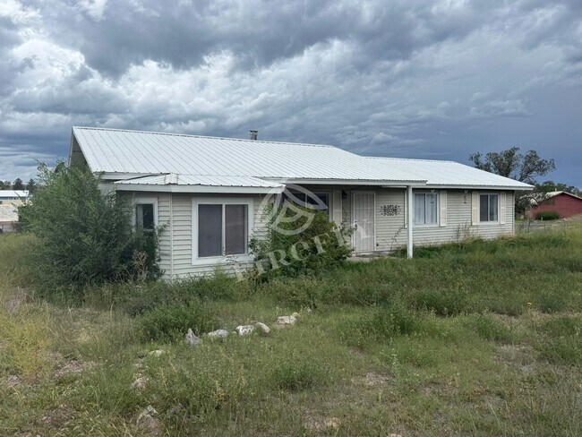 Building Photo - 428 S El Cajon Cir