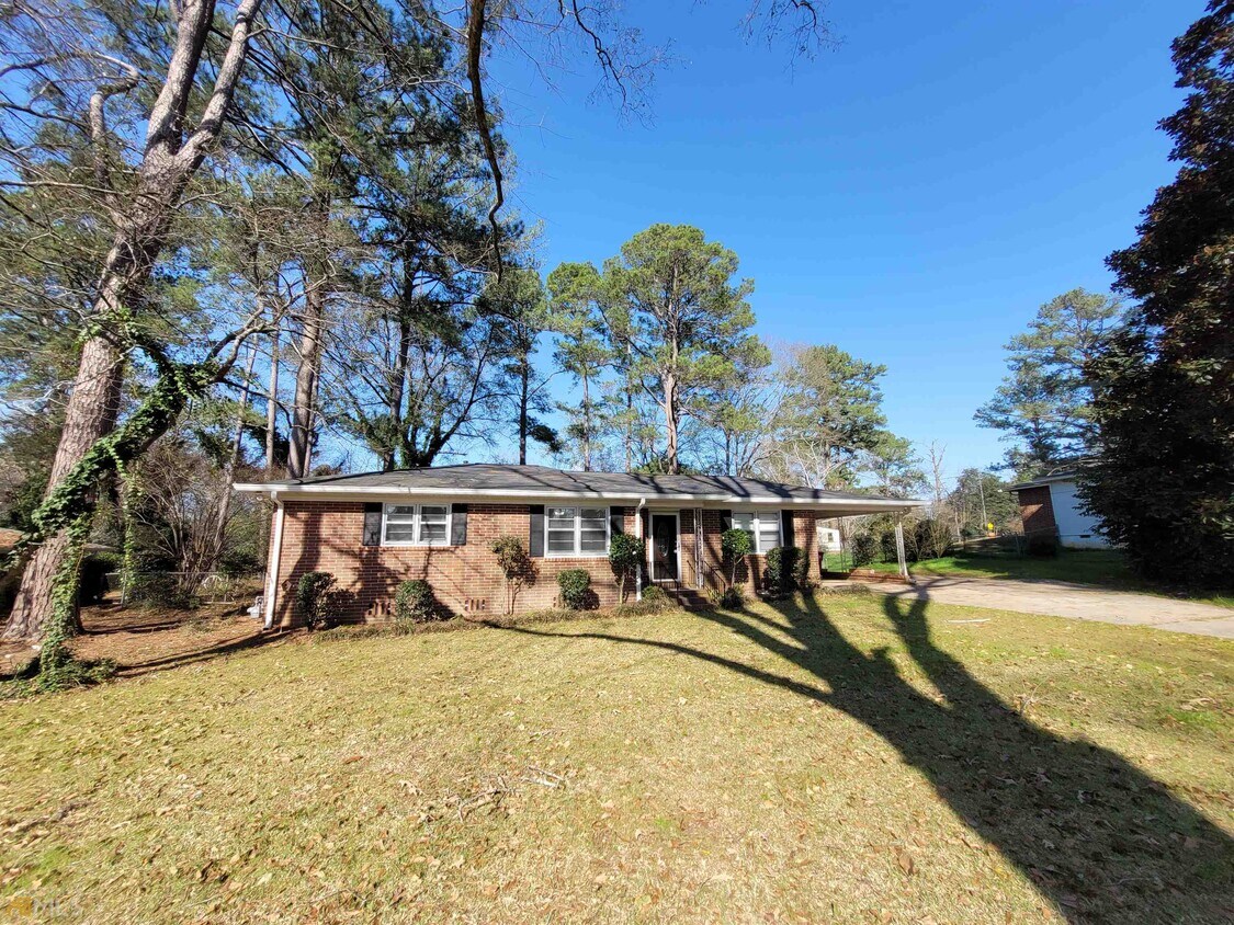 Primary Photo - 848 Forest Hill Ct