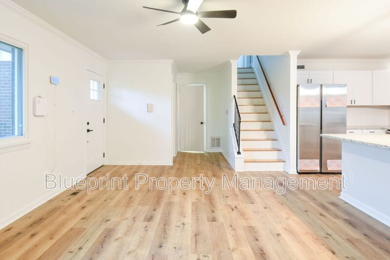 Foto principal - 6004 Cowin Dr NW