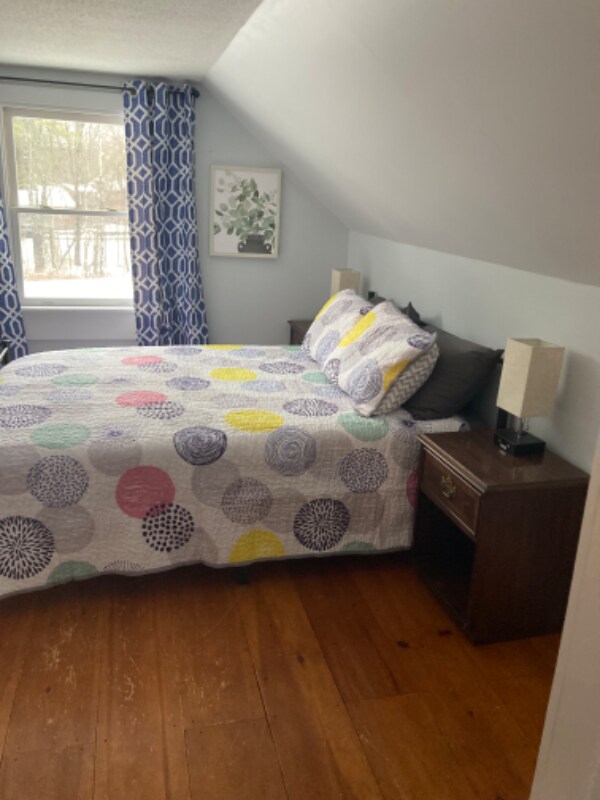 Foto principal - 141 Merritt Rd