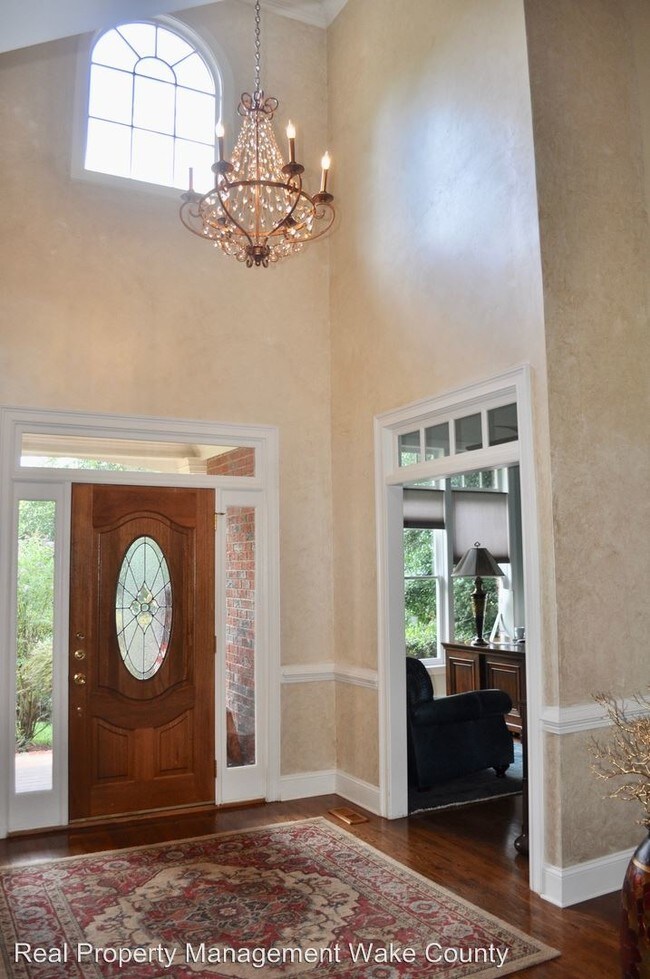 Building Photo - 4 br, 3.5 bath House - 1421 Ballyclare Court