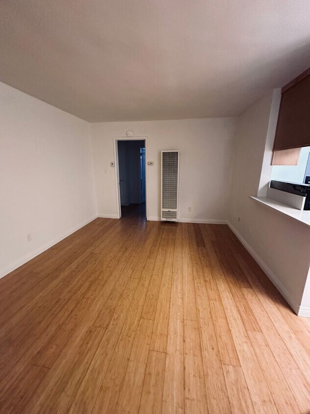 Foto del edificio - 21 Thornton Ave.