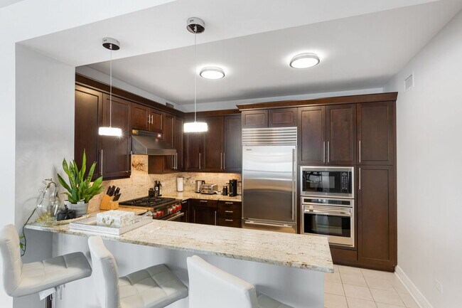 Foto del edificio - 600 N Lake Shore Dr
