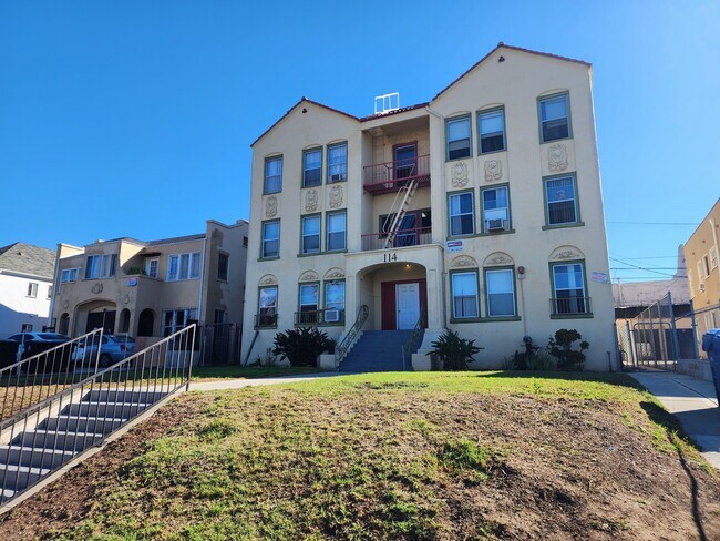 Building Photo - 114 S New Hampshire Ave