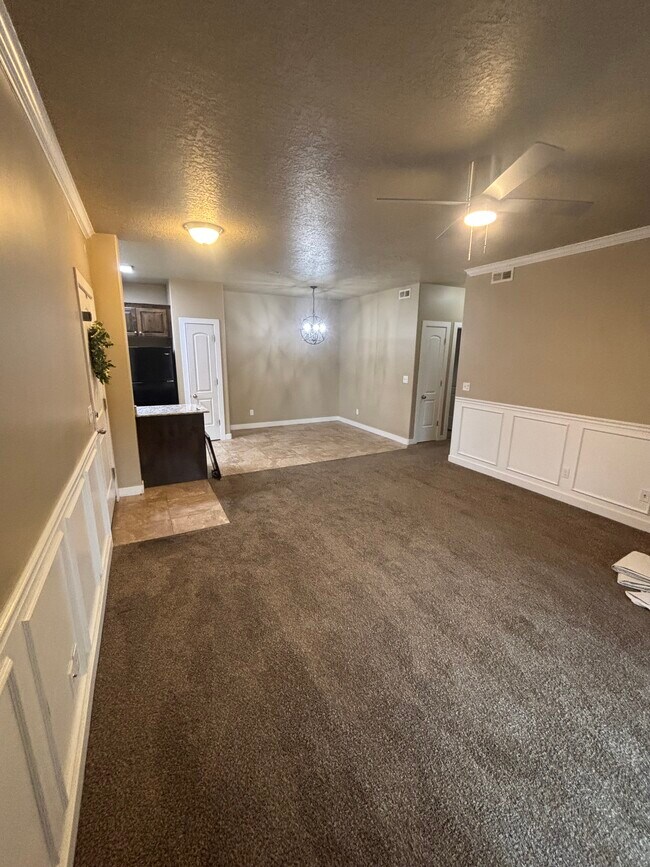 Building Photo - 308 S 740 W