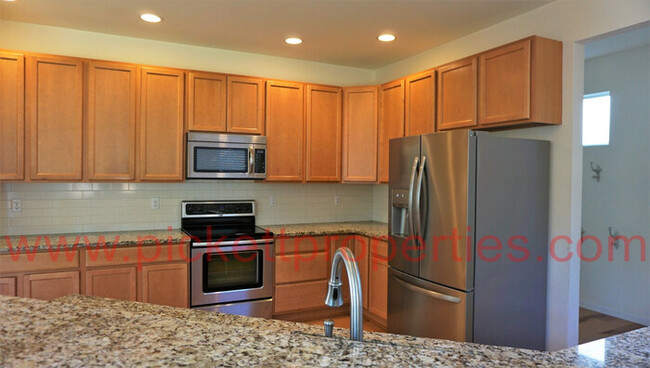 Foto del edificio - 3 Bedroom home near McCormick Meadows